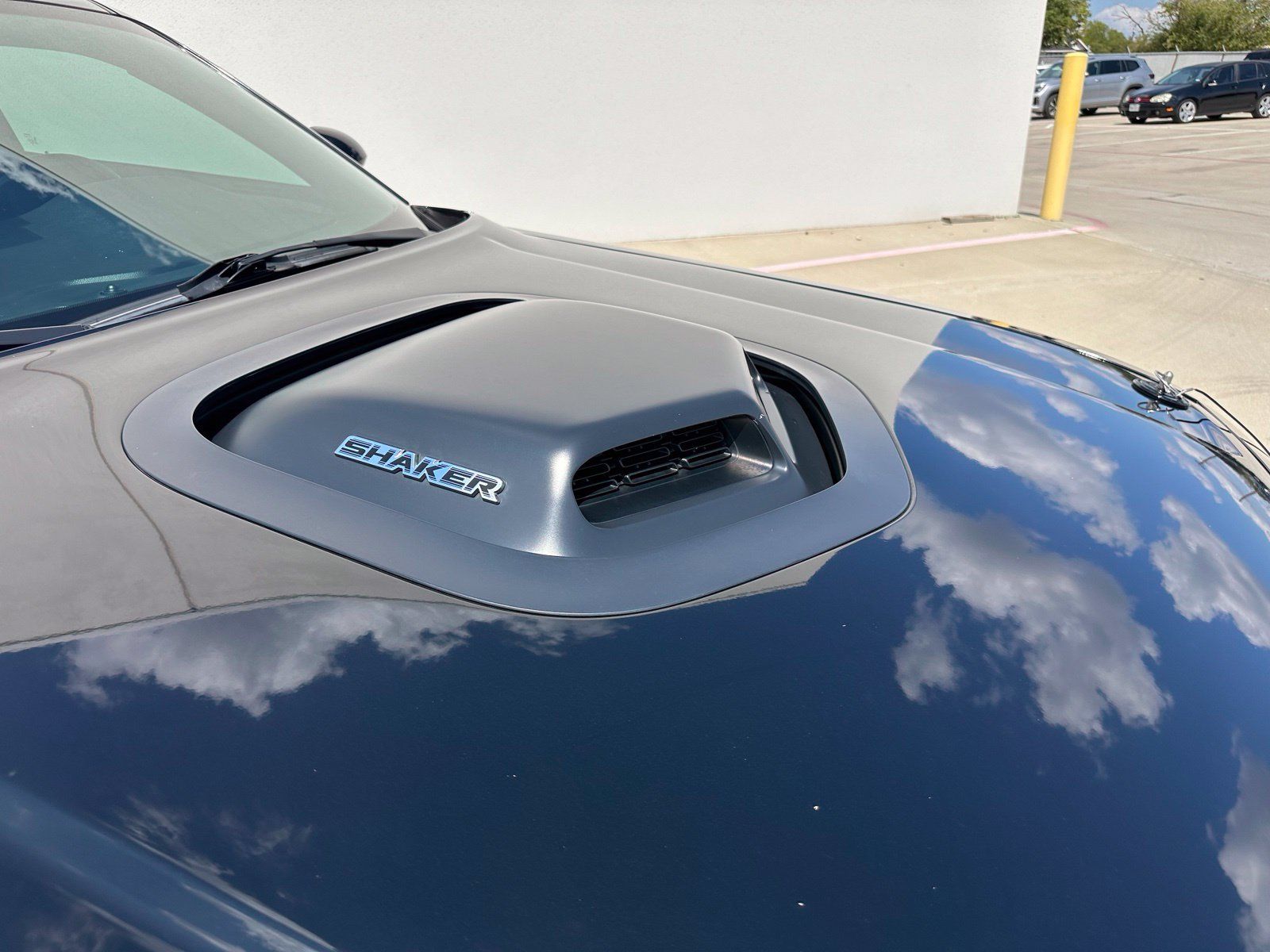 Used 2022 Dodge Challenger R/T w/ Shaker Package RWD image 9