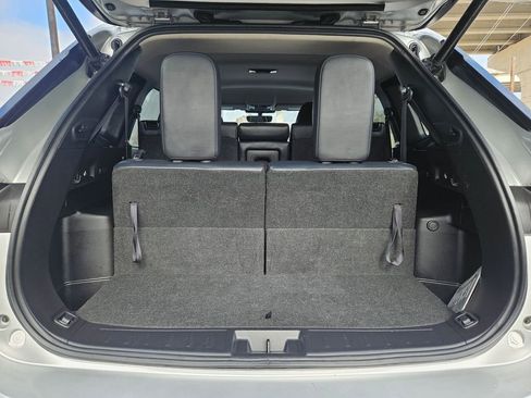 Used 2025 Mitsubishi Outlander SE image 26