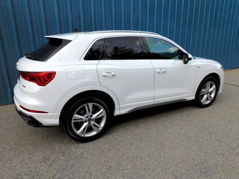 Used 2023 Audi Q3 2.0T Premium AWD/4WD image 5