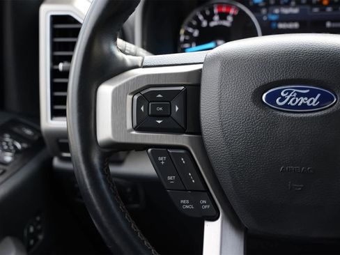 Used 2022 Ford F250 Platinum image 10