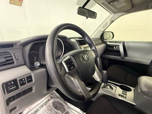 Used 2013 Toyota 4Runner SR5 RWD image 19