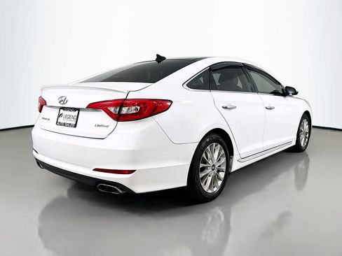 Used 2015 Hyundai Sonata Limited w/ Option Group 05 FWD image 5