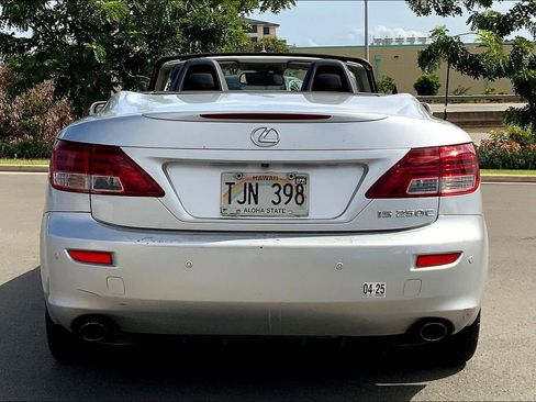 Used 2015 Lexus IS 250C image 4