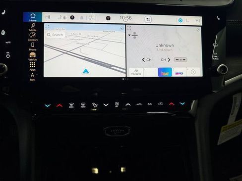 Used 2026 Jeep Grand Cherokee Laredo image 3