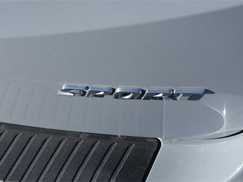 Used 2023 Honda Odyssey Sport image 17