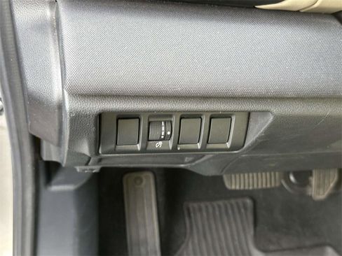 Used 2020 Subaru Outback Premium w/ Popular Package #1 image 19