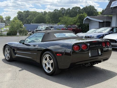 Used 1998 Chevrolet Corvette Convertible RWD image 27