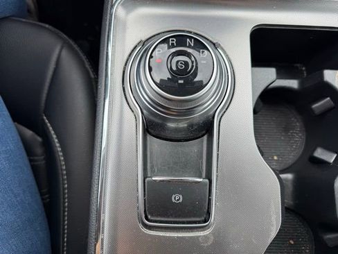 Used 2022 Ford Edge SEL w/ Convenience Package image 27