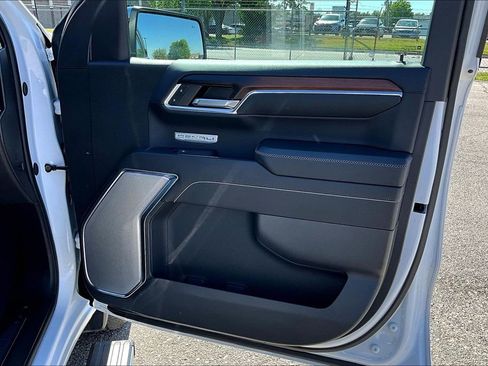 Used 2024 GMC Sierra 1500 Denali w/ Denali Reserve Package image 24