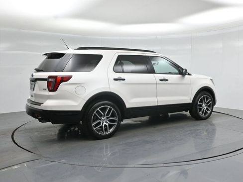Used 2018 Ford Explorer Sport image 27