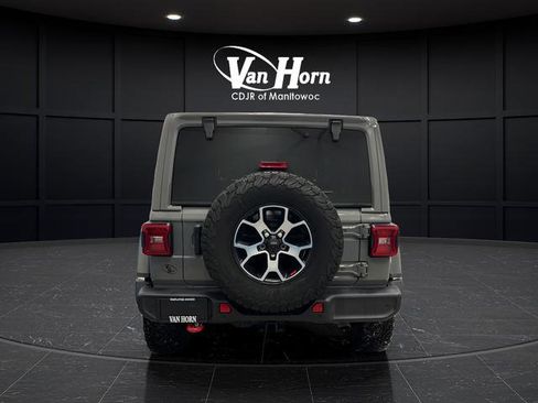Used 2022 Jeep Wrangler Unlimited Rubicon w/ LED Lighting Group AWD/4WD image 6