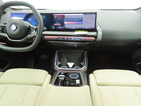 Used 2026 BMW X3 xDrive30i w/ Convenience Package AWD/4WD image 14
