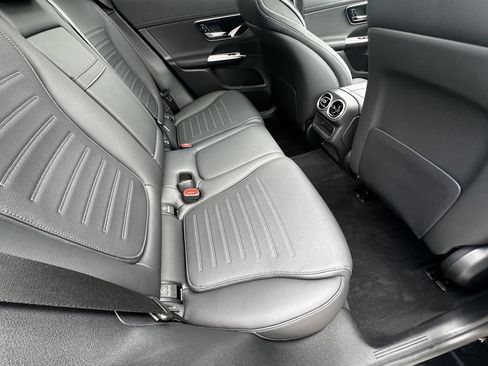Certified 2026 Mercedes-Benz GLC 300 4MATIC image 18
