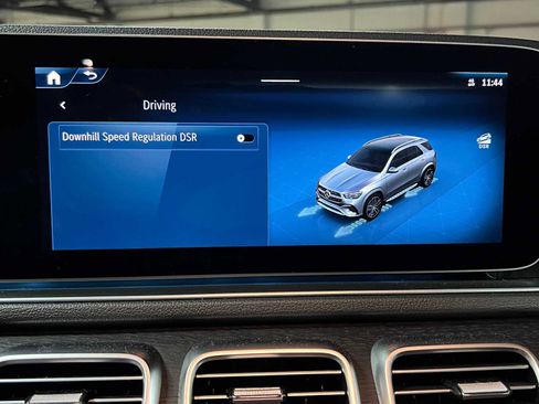 Used 2025 Mercedes-Benz GLE 350 4MATIC image 34