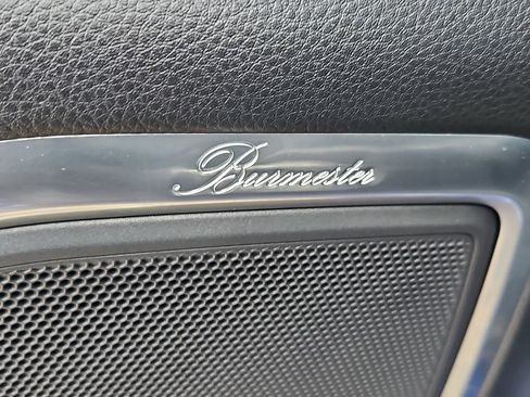 Certified 2023 Porsche Macan AWD/4WD image 21