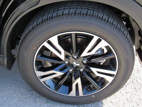 New 2026 Mitsubishi Eclipse Cross SE image 7