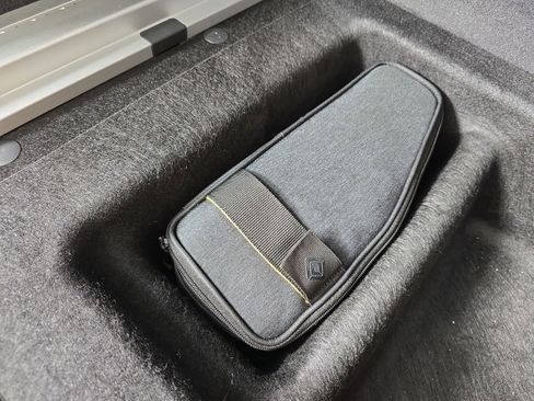 Used 2024 Rivian R1S Adventure AWD/4WD image 34