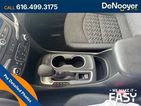 Used 2022 Chevrolet Equinox LT FWD image 14