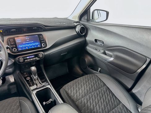 Used 2021 Nissan Kicks SV FWD image 25