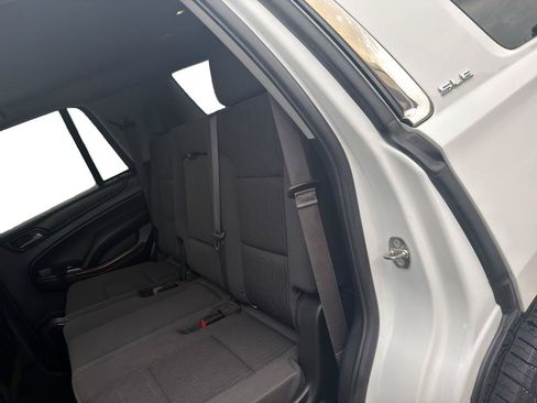 Used 2015 GMC Yukon SLE AWD/4WD image 8