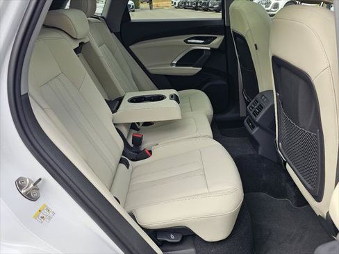 New 2026 Audi Q5 Premium AWD/4WD image 6