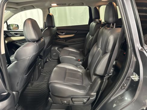 Used 2021 Subaru Ascent Limited w/ Technology Package AWD/4WD image 5