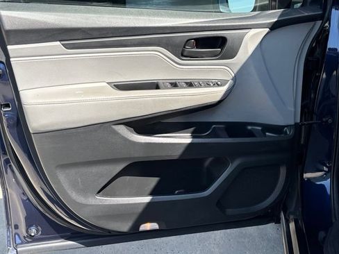 Used 2022 Honda Odyssey EX image 10
