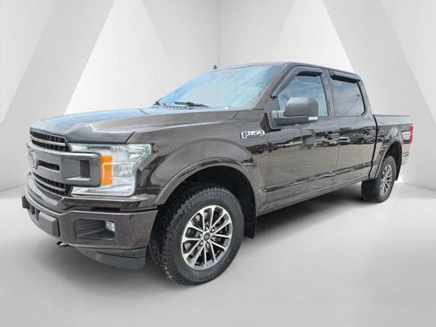 Used 2020 Ford F150 XLT w/ Equipment Group 302A Luxury AWD/4WD image 3