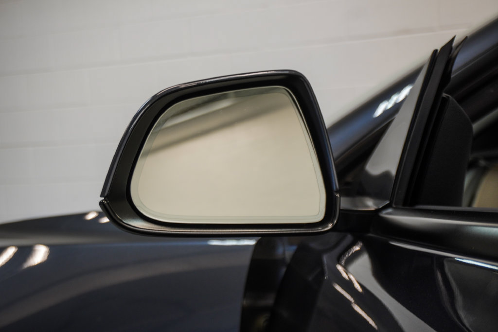 Used 2022 Tesla Model 3 Standard Range RWD image 32