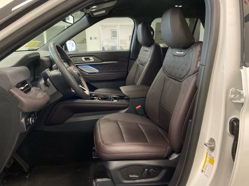 New 2026 Ford Explorer Platinum AWD/4WD image 46