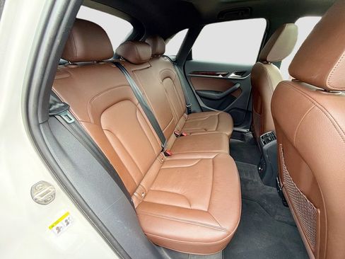 Used 2018 Audi Q3 2.0T Premium Plus AWD/4WD image 31
