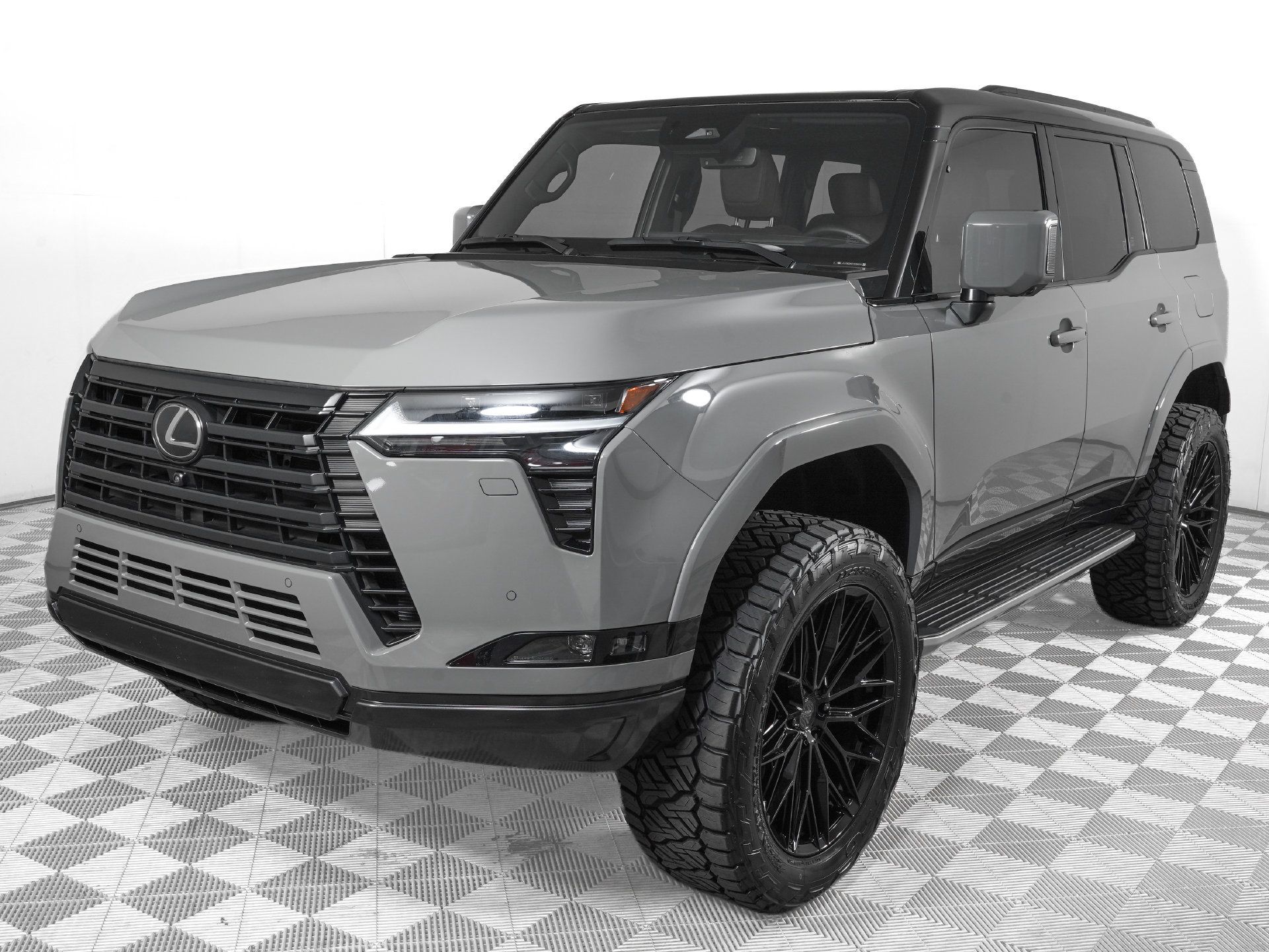 Used 2026 Lexus GX 550 w/ Accessory Package (2T) AWD/4WD image 9