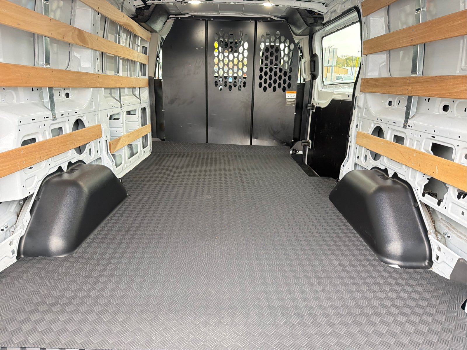 Used 2025 Ford Transit 250 Low Roof w/ Exterior Upgrade Package RWD image 11