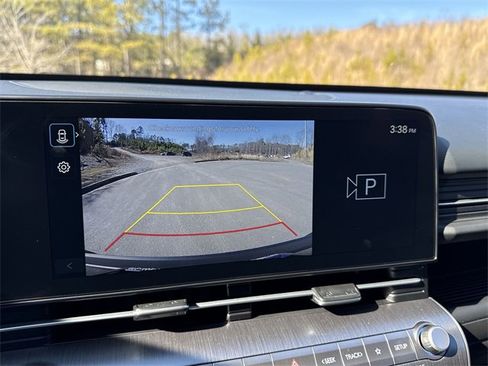 Used 2025 Hyundai Kona SEL image 25