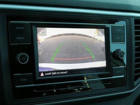 Used 2022 Volkswagen Atlas SE image 7