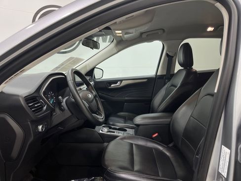 Used 2022 Ford Escape SEL AWD/4WD image 11