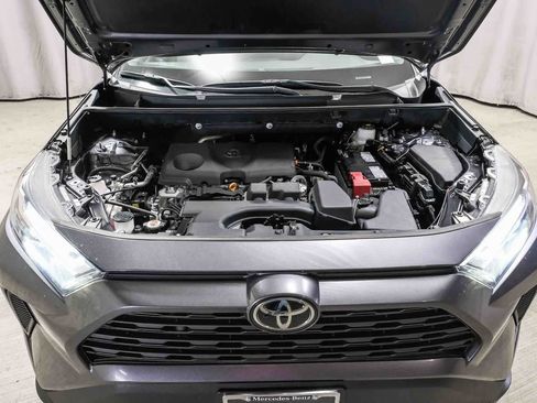 Used 2024 Toyota RAV4 LE FWD image 38