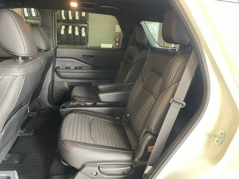 Certified 2024 Nissan Pathfinder Rock Creek AWD/4WD image 16