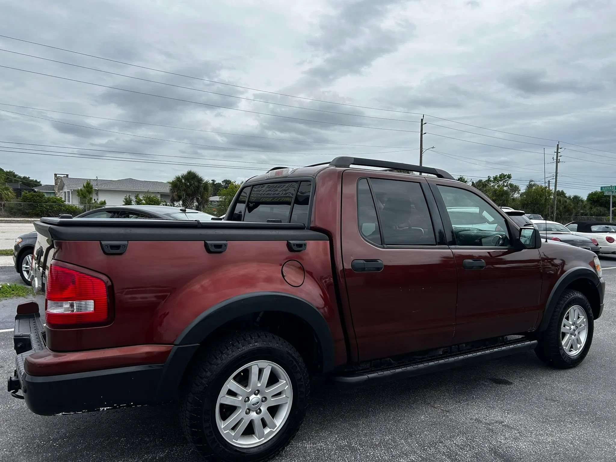 Used 2010 Ford Explorer Sport Trac XLT RWD image 4
