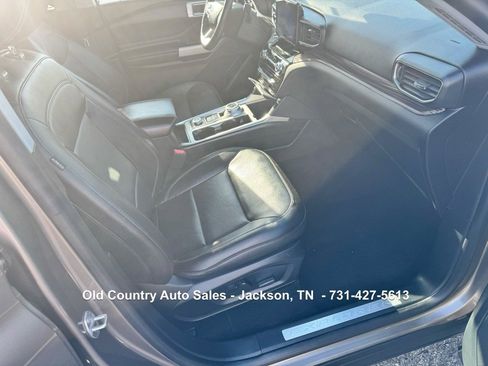 Used 2021 Ford Explorer Limited w/ Equipment Group 301A image 22