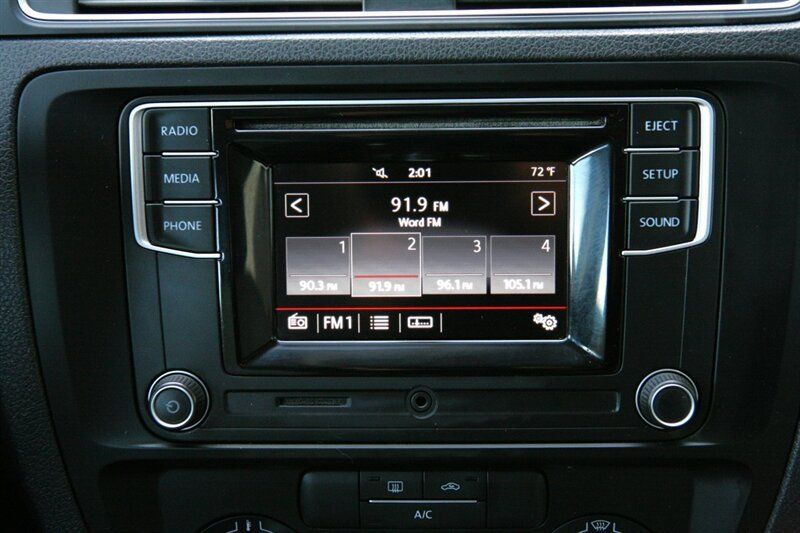 Used 2017 Volkswagen Jetta S FWD image 19