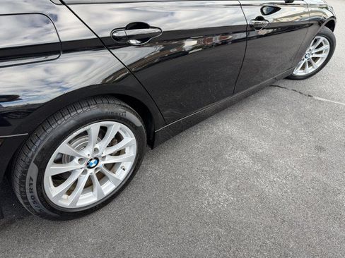 Used 2016 BMW 320i Sedan RWD image 29