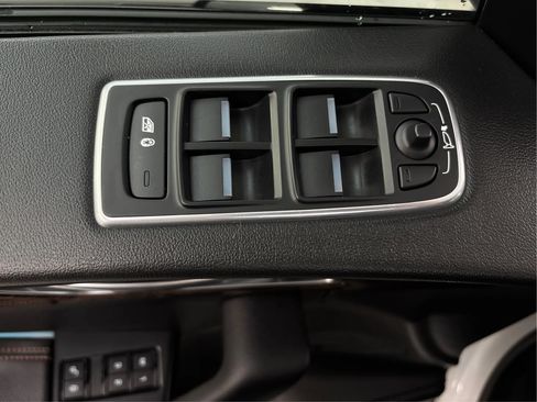 Used 2020 Jaguar F-PACE Prestige AWD/4WD image 41