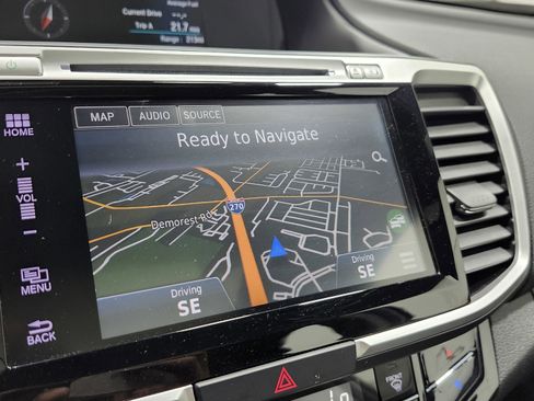 Used 2017 Honda Accord EX-L image 4