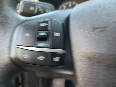 Used 2022 Ford Escape SE image 25