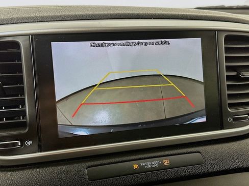 Certified 2022 Kia Sportage LX FWD image 11