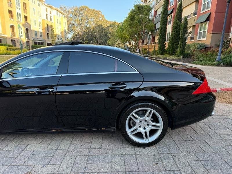 Used 2006 Mercedes-Benz CLS 500 image 23