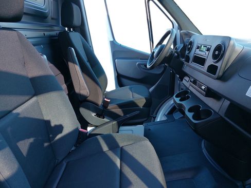 New 2025 Mercedes-Benz Sprinter 3500 image 9