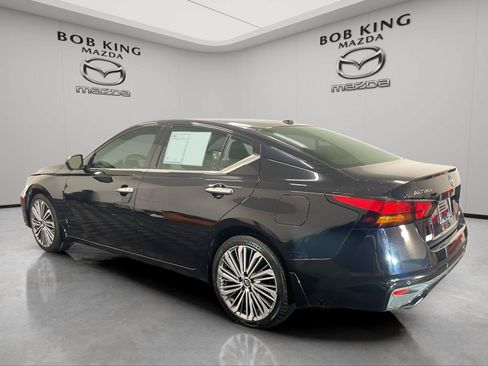 Used 2024 Nissan Altima 2.5 SL AWD/4WD image 3