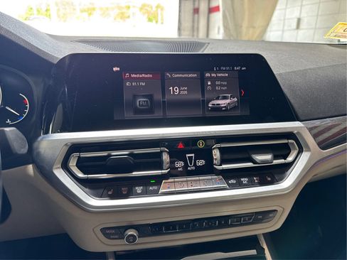 Used 2020 BMW 330i xDrive Sedan w/ Convenience Package AWD/4WD image 15